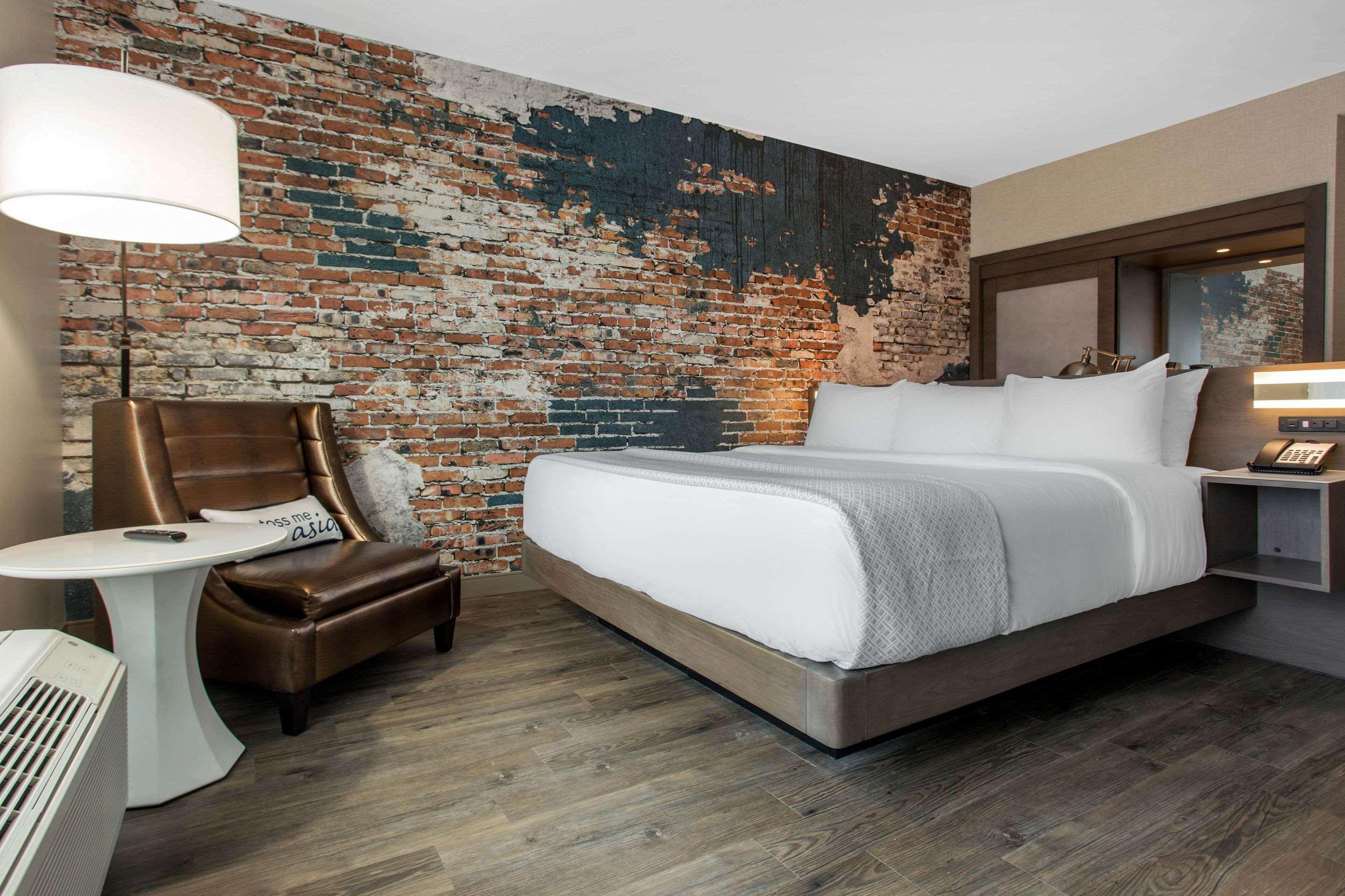 Cambria Hotel Downtown Asheville Exterior foto