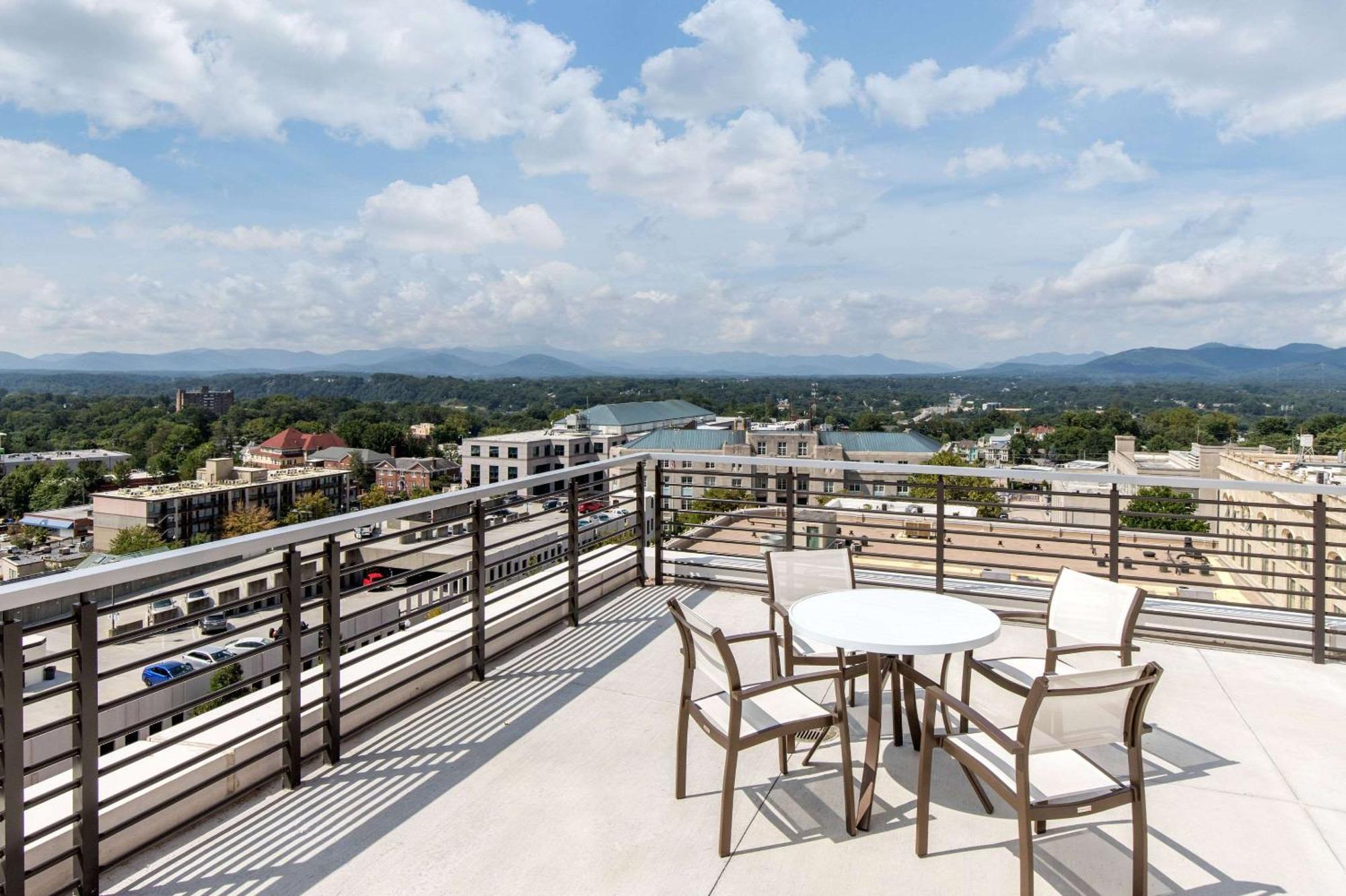 Cambria Hotel Downtown Asheville Exterior foto